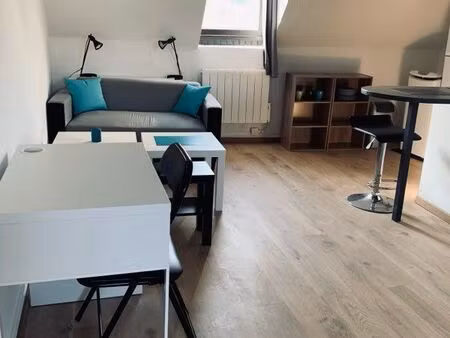 à réserver pour mi/ fin août grand studio meublé avec 1 chambre séparée