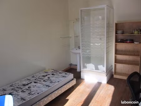 location chambre meublée pour étudiant'e)