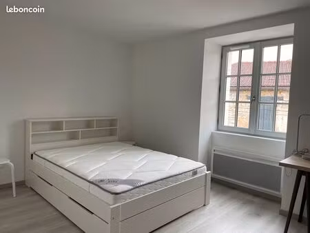 studio meublé 24m2 proche des écoles de l'image