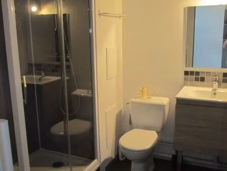 à louer studio t1bis auch  ville haute