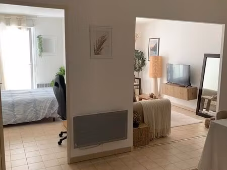nice haut gambetta bel immeuble t3 balcon cave