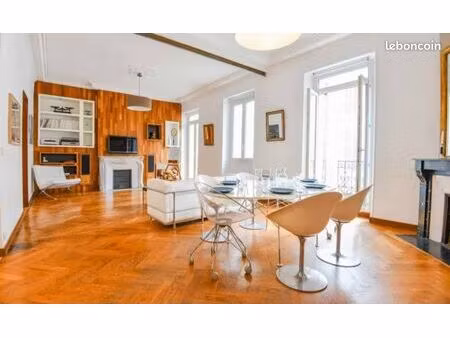 appartement au cœur de longchamp