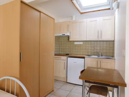 location appartement 1 pièce 17 m² à lille (59000)  450 €