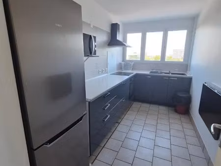 location meublée appartement 4 pièces 80 m² à toulouse (31000)  470 €