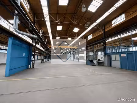 local industriel 3 895 m²