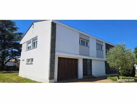 maison nieul le dolent