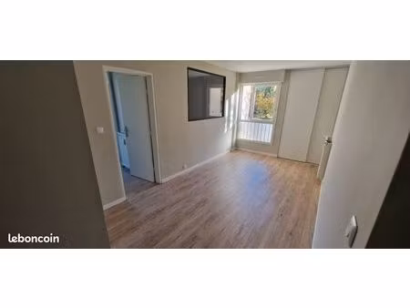 appartement 2 pieces t2 entièrement rénové a neuf proche iut / chu