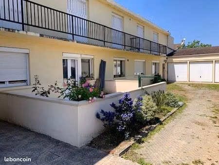 particulier loue t2 35m² avec courette privative 77500 chelles