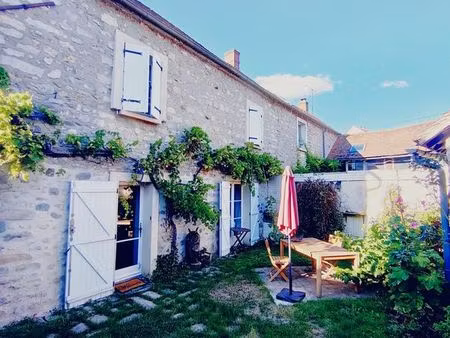 maison de village avec cour et grange – larchant