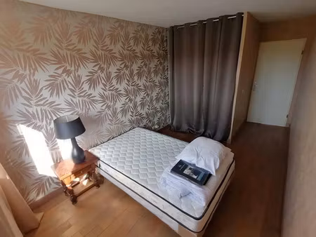 location meublée appartement 1 pièce 13 m² à cergy (95000)  595 €