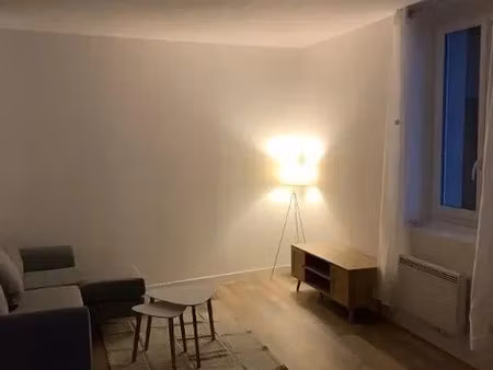 location meublée appartement 3 pièces 59 m² à saint-etienne (42000)  650 €