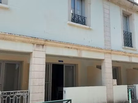 studio 1 pièce 35 m²