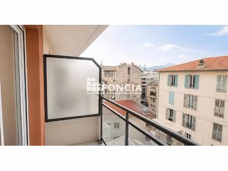 nice – rue barberis – studio avec balcon en étage élevé