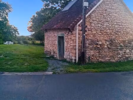 deux gîtes de charme à chitray - 99 000