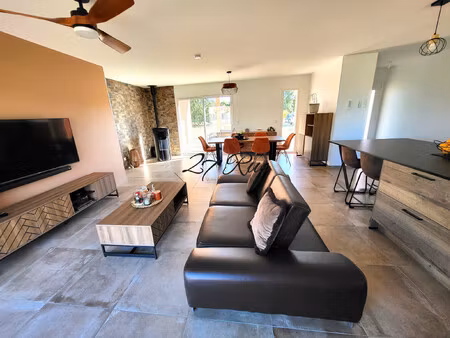 superbe maison contemporaine de plain-pied (106 m²) de 2023 ave