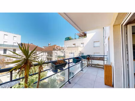 appartement les lilas 3 pièce(s) 61.15 m2