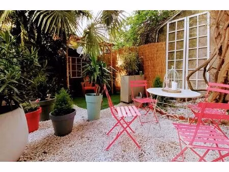 pau centre ville - t2 de 52m² meublé avec terrasse -