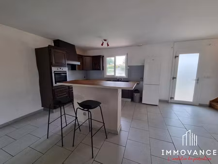 location meublée maison 5 pièces 104.6 m² à lattes (34970)  1 515 €