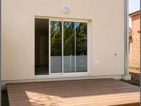 maison récente 3 chambres avec jardin !