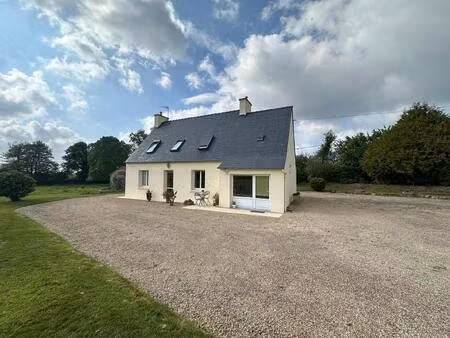 maison en campagne avec 7900m² de terrain