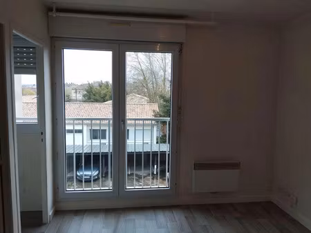location appartement 1 pièce 17 m² à bordeaux (33000)  450 €