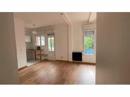 location appartement 1 pièce 25 m² à choisy-le-roi (94600)  640 €