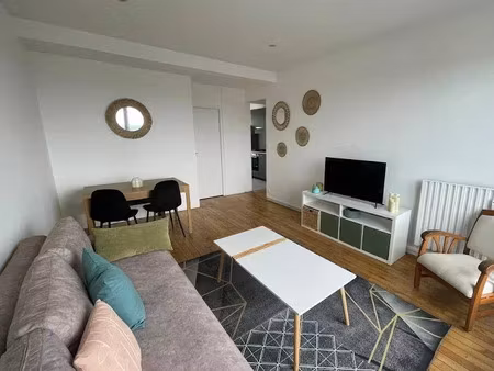 location meublée appartement 4 pièces 68 m² à rennes (35000)  510 €