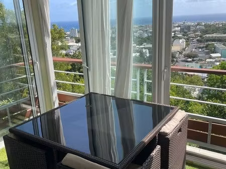 a louer f2 meublé avec vue mer - bellepierre