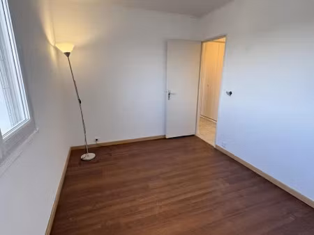 location appartement 5 pièces 91 m² à villiers-sur-marne (94350)  1 500 €