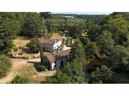 domaine exceptionnel  gîtes  piscine