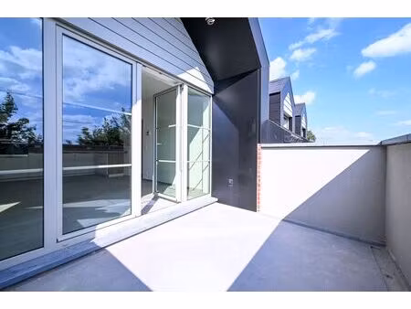 penthouse à louer à grand'route b2 crisnée (vbe50352)
