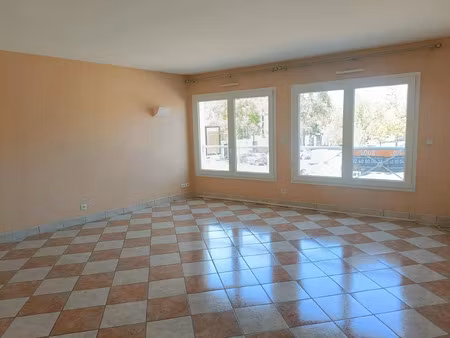 location appartement 2 pièces 55 m2 à saint-sébastien-sur-loire
