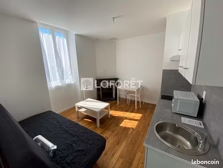 studio 1 pièce 18 m²