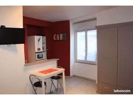 studio meublé