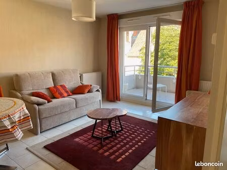 a louer t2 meuble - 44 m2 - avec terrasse et garage - dijon (21)