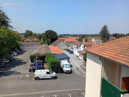 billère appartement t1bis en duplex de 36m² environ avec balcon