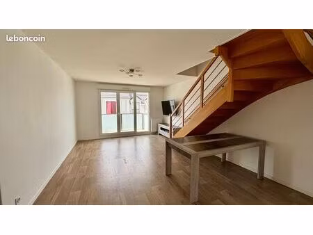 duplex t3 de 61 50m2