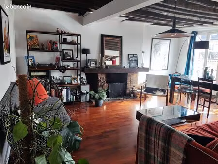 à louer – appartement de charme de 68 m² – à deux pas du canal saint-martin
