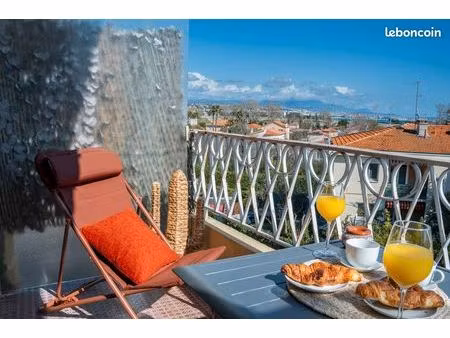 studio meublé vue mer – idéal étudiant – villeneuve-loubet  entre nice et cannes