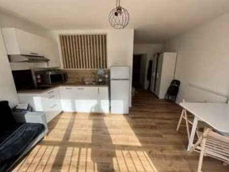 location appartement 2 pièces meublé à saint-sébastien-sur-loire (44230) : à louer 2 pièce