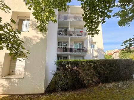 appartement t1 bis de 28 m² avec terrasse  garage et cave – besançon (quartier saint-claud