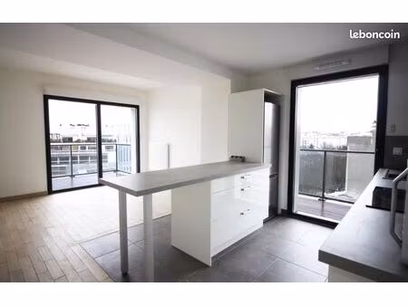studio 1 pièce 31 m²