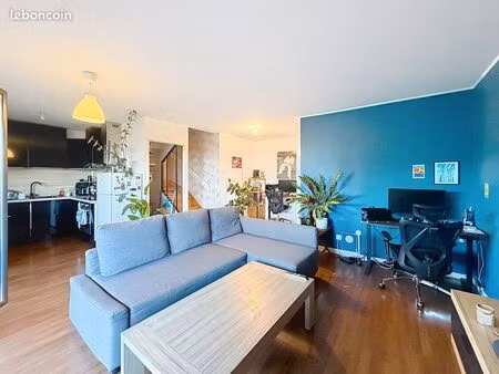 duplex 4 pièces 77 m²