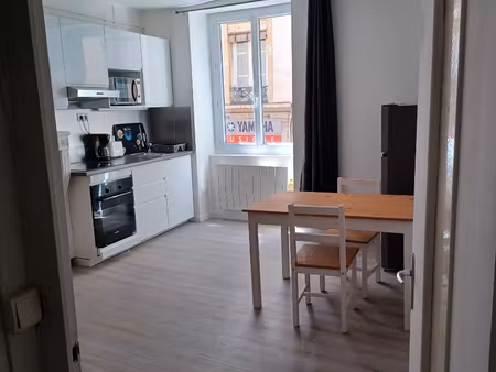 t2 meublé  secteur valmy  lyon 9