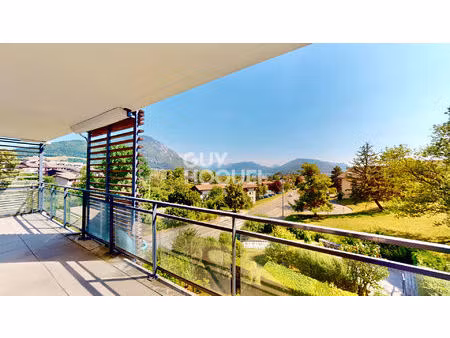 t3 de 72 m² avec vue lac et grand extérieur - garage - cave