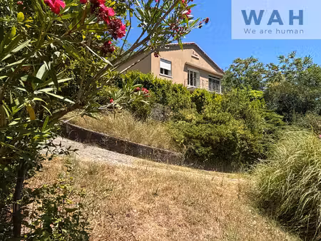 maison avec dépendances à alès 140m2 + 200m2 d'annexes + ter