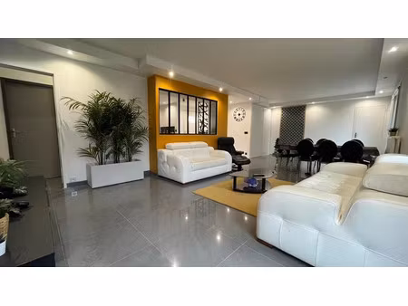 location maison 6 pièces 134.89 m² à courcouronnes (91080)  1 800 €