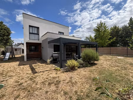 belle maison contemporaine - toit plat - 4 chambres - terrain 700m² env.