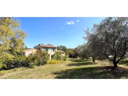propriété avec jardin grambois (84)