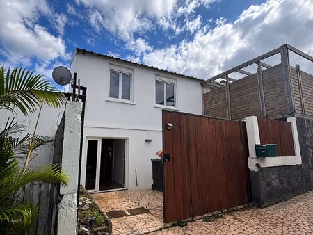 maison le tampon 10 pièces 142 m2